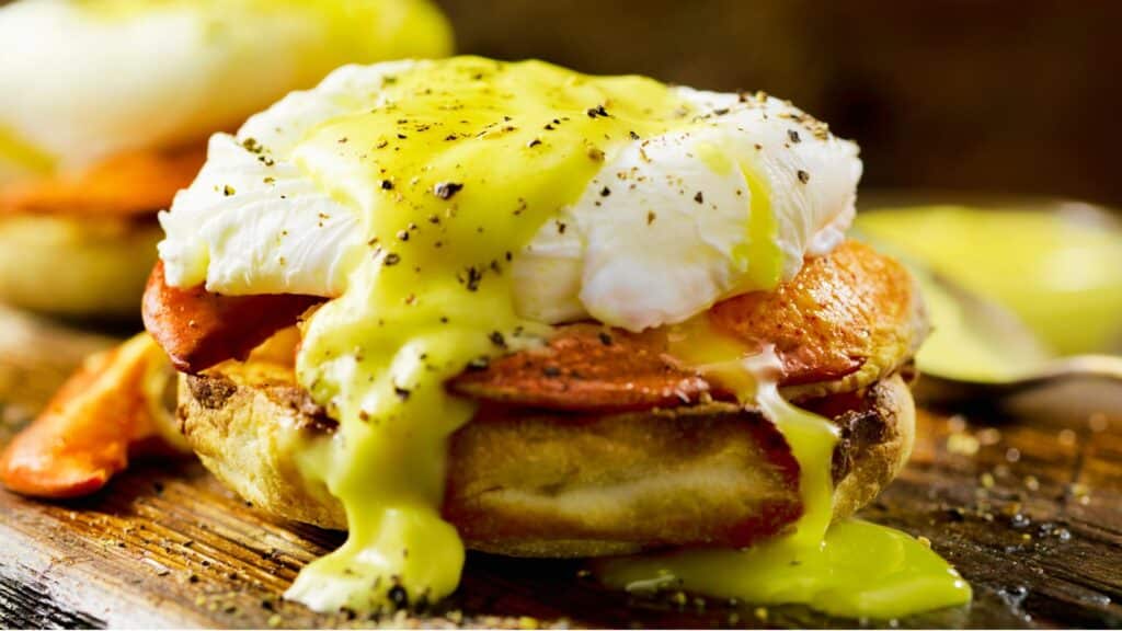 Eggs Benedict from Lara & Luca